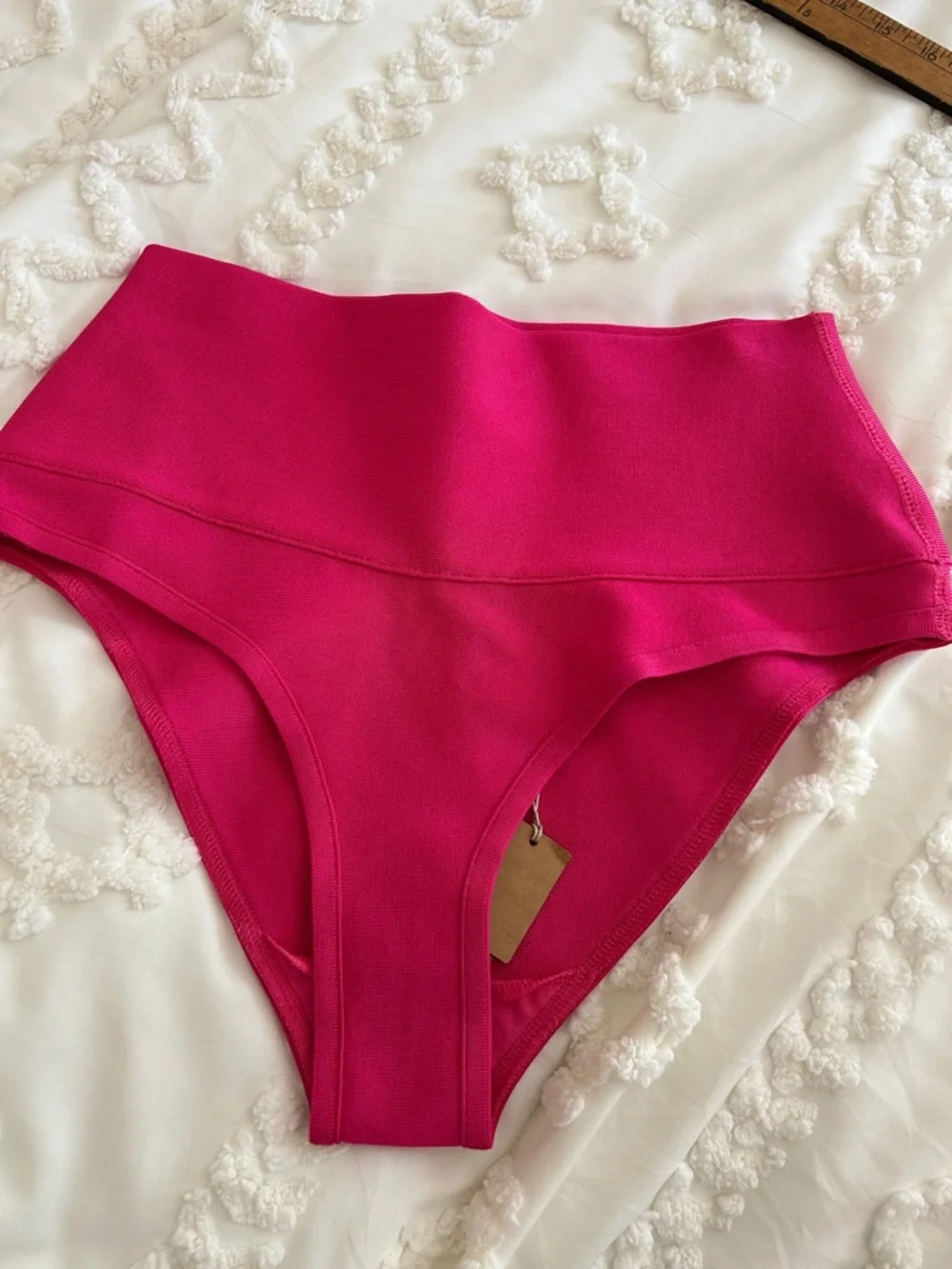 SKIMS Hot Pink Ribbed Bikini Bottom medium new with tags
